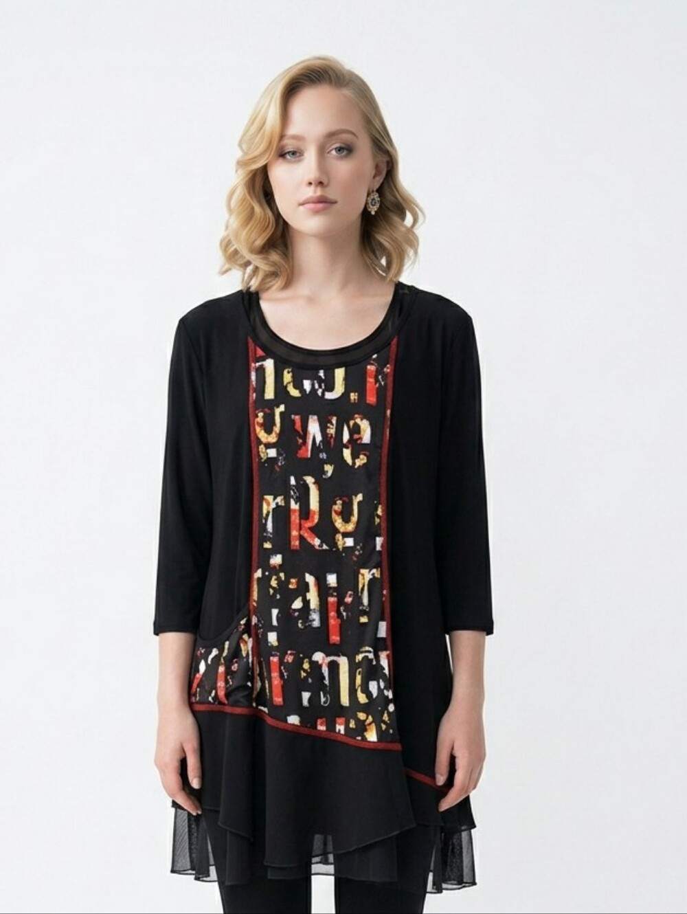 🇨🇦 Canadian Brand Vin Rouge Black and Red Graphic Tunic Top